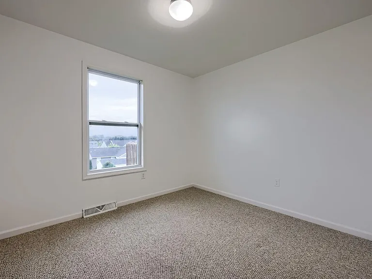 10 Hillside Dr — Photo 20