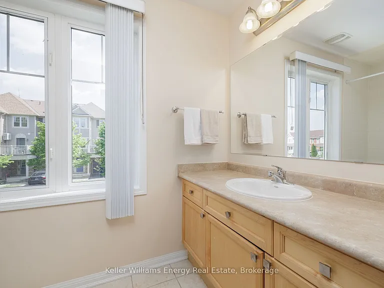 926 Burrows Gate — Photo 25