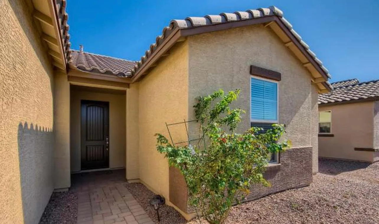 35359 N Donovan Dr — Photo 3
