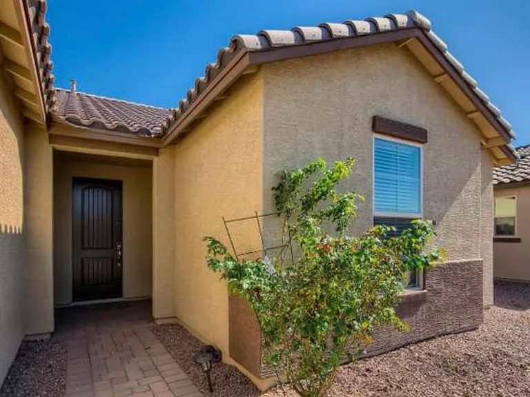 35359 N Donovan Dr — Photo 3