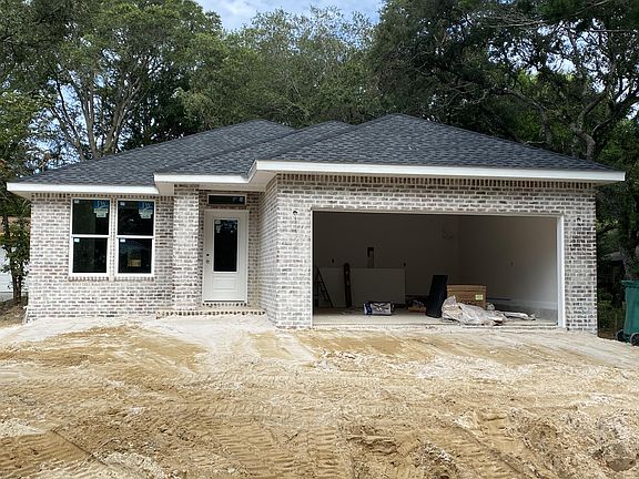 2nd image of 217 Fir Ave