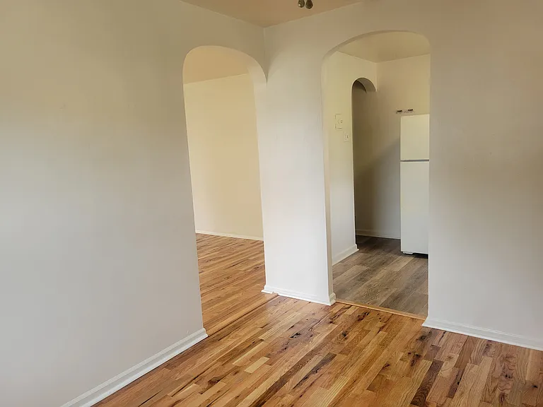99 Cummins St #2 — Photo 11