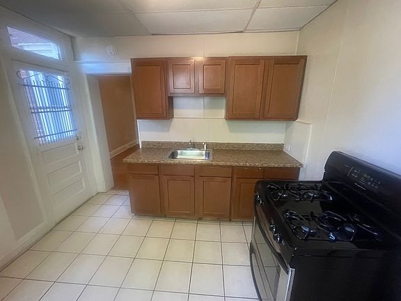 2nd image of 528 Winston Ave #1