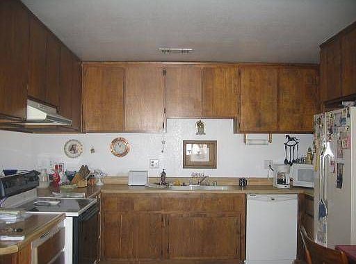 4th image of 37435 Ables St