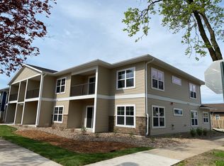 604 5th Ave S #106, La Crosse, WI 54601
