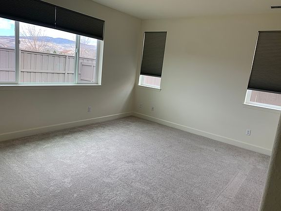 4th image of 2148 Neuer Dr