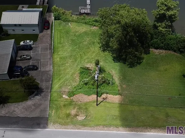 3 Island Rd #R, Ventress, LA 70783