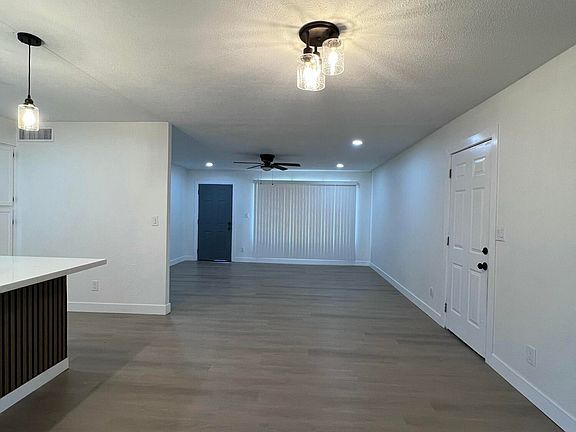 5th image of 7426 W BERYL Avenue