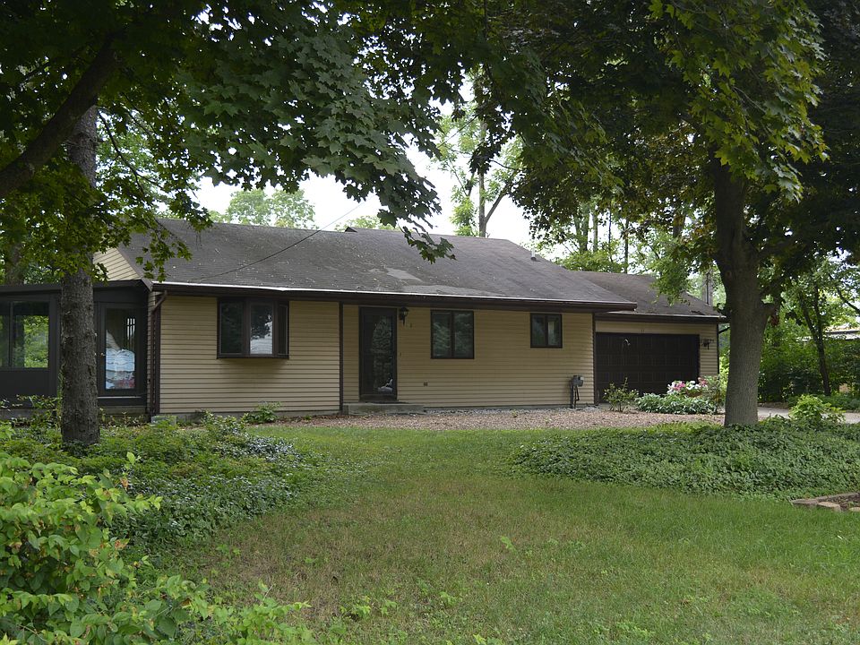 1st image of 237 N Lauderdale Dr