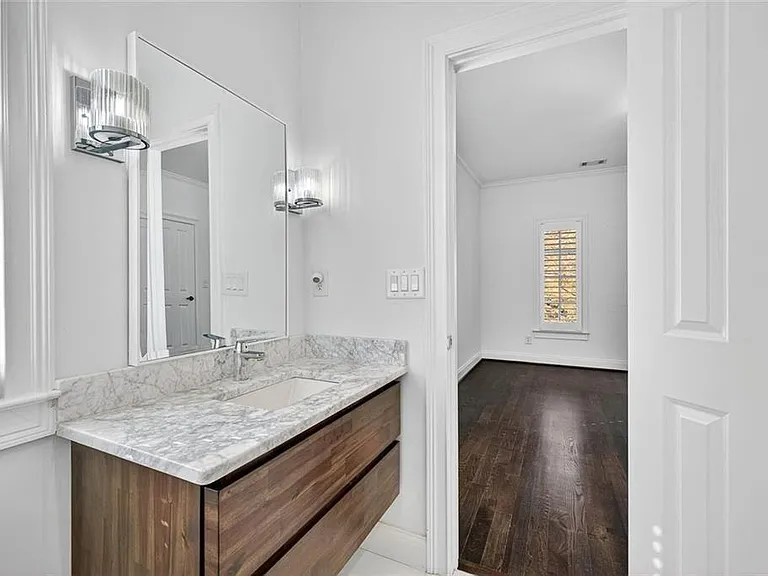 2063 Mason Mill Rd — Photo 29
