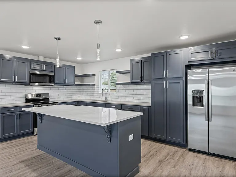 1100 Monte Vista Dr — Photo 9