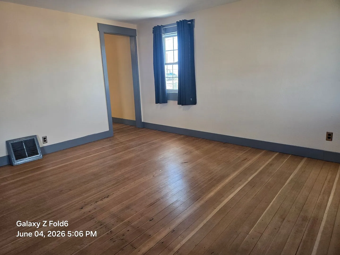 19 Taylor — Photo 4