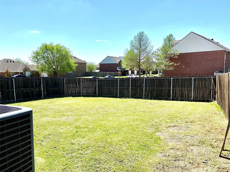 621 Fleming St — Photo 26