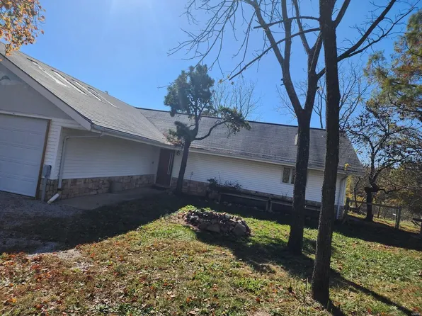 13321 Highway N, Bourbon, MO 65441