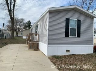 28 Ronald Dr #R28, Bloomington, IL 61704