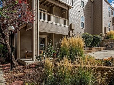 5715 W Atlantic Pl APT 104, Lakewood, CO, 80227