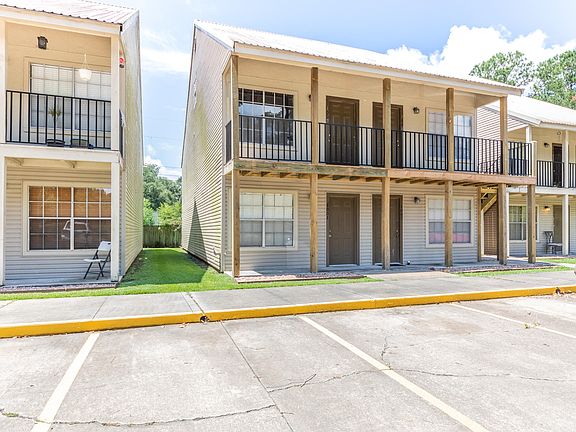 3rd image of 300 Lozes Ave APT 1001