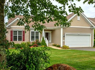 535 Putting Green Ln, Oxford, CT 06478
