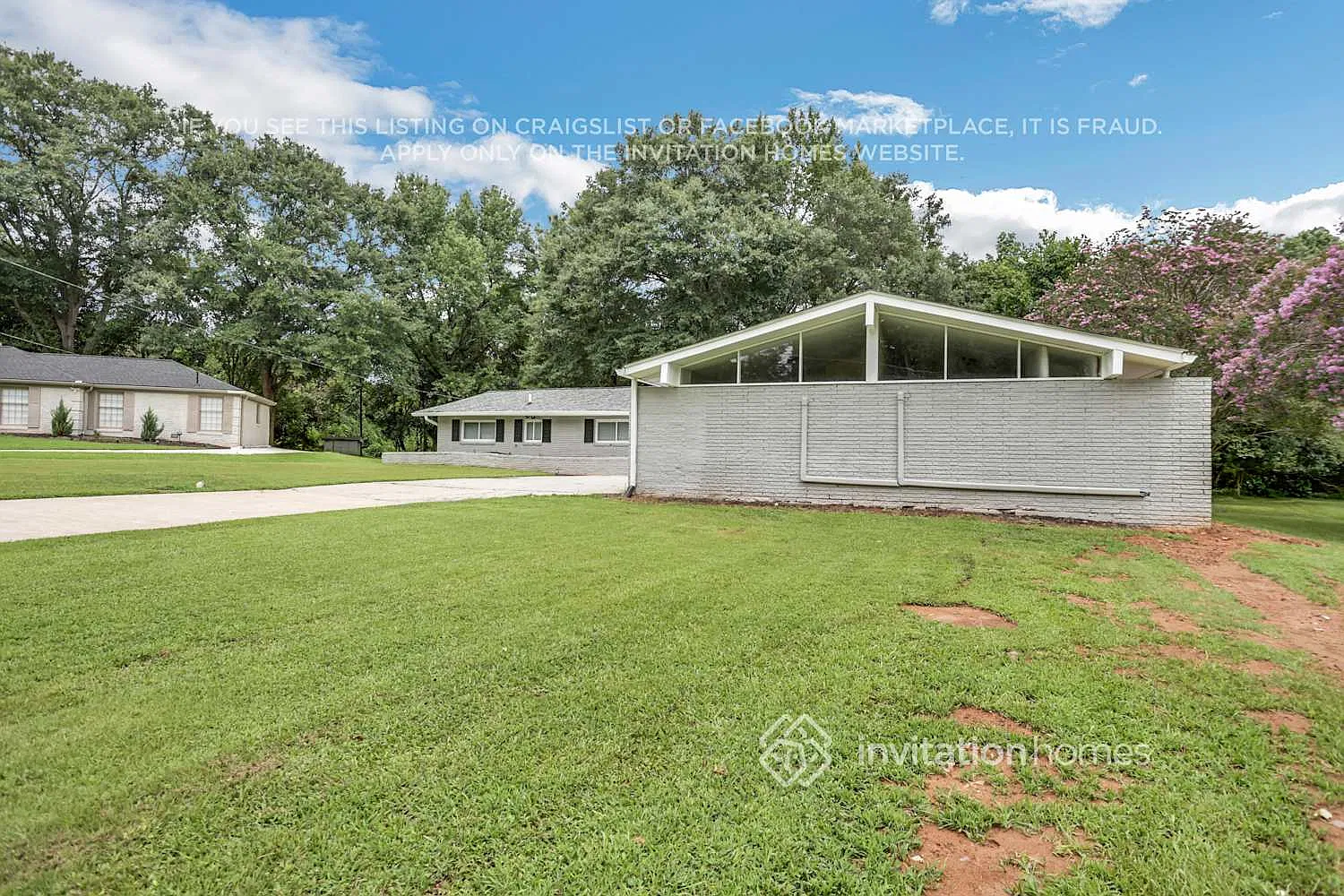 2557 Kings Park Cir Decatur, GA 30034 — Photo 3