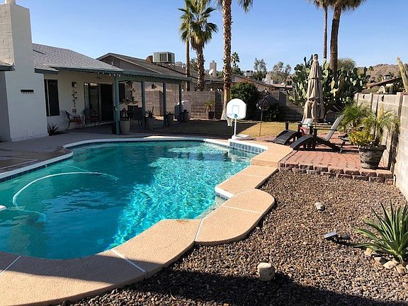 2nd image of 4864 E Capistrano Ave