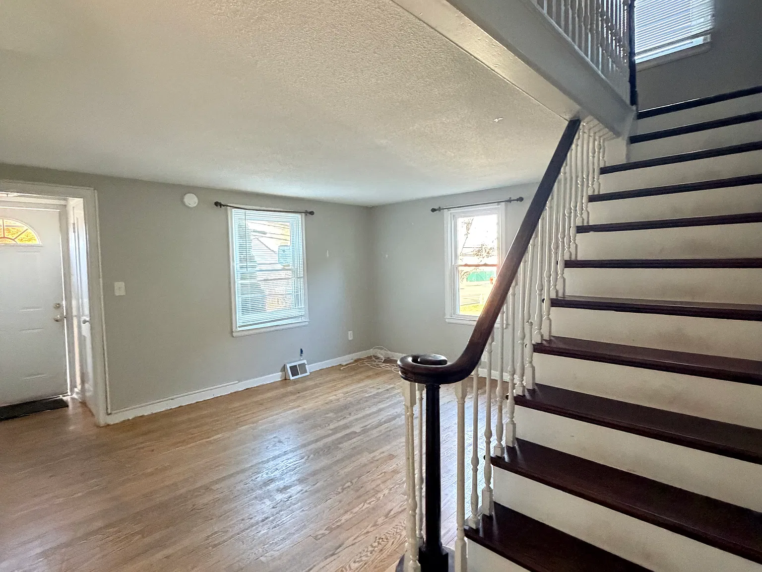 3 bed, $2,500 — Photo 4