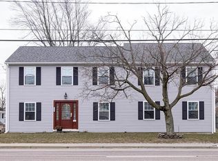 178 Airport Rd, Warwick, RI 02889