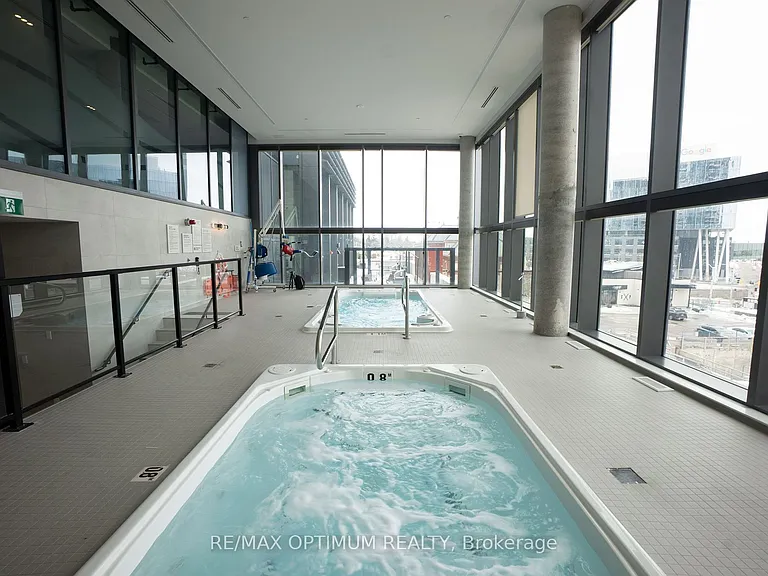 15 Wellington St #603 — Photo 13