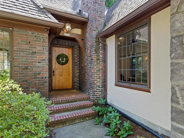 2728 NE 32nd Ave, Portland, OR 97212
