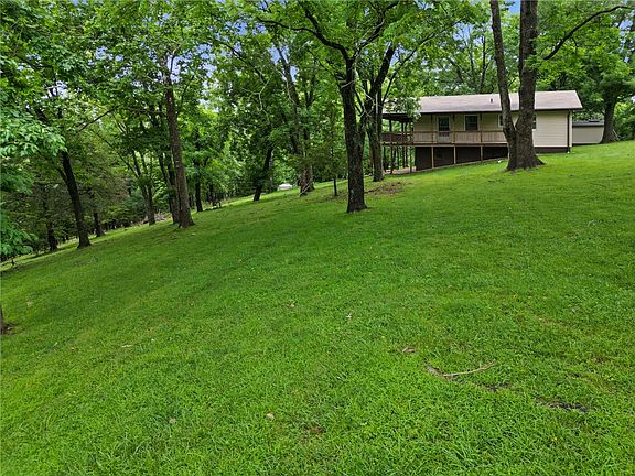 5th image of 13437 Holly Ln