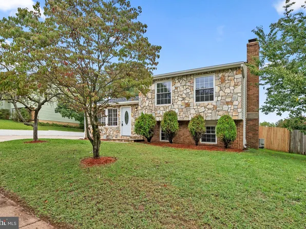 704 N Argonne Ave, Sterling, VA 20164