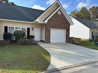 7 Crossing Dr, Richmond Hill, GA 31324