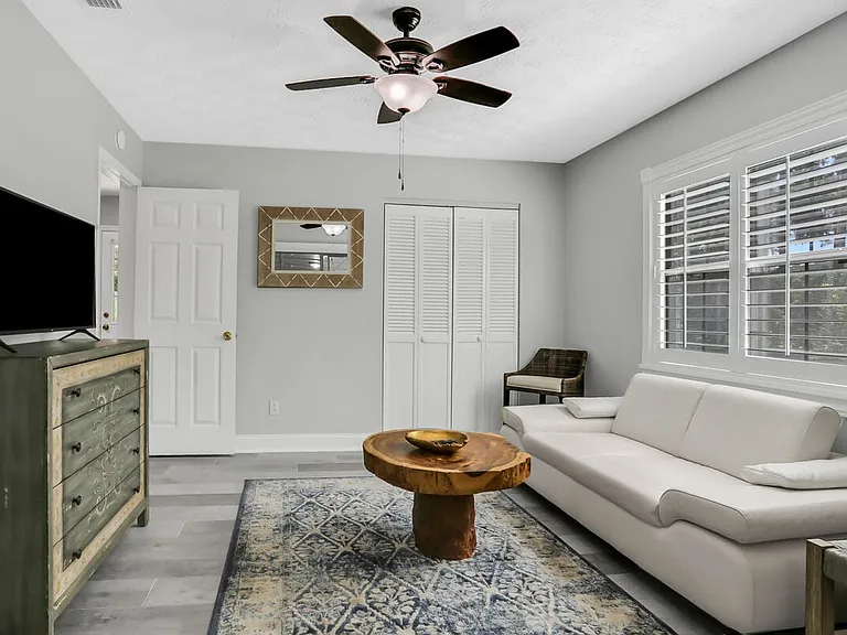 4636 Whimbrel Ln — Photo 16