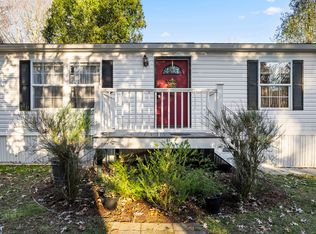 1010 Long Cove Rd, Gales Ferry, CT 06335