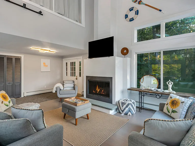 4326 Westphalia Rd — Photo 4