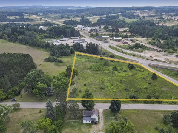 718 Paluster St, Cadillac, MI 49601