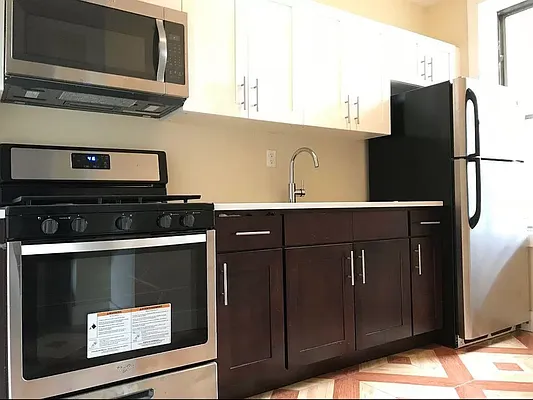 Rented by Hagstrom Management Inc | media 1