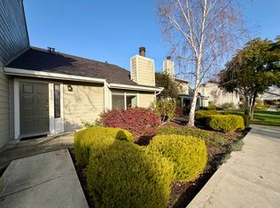 822 Peary Ln, Foster City, CA 94404