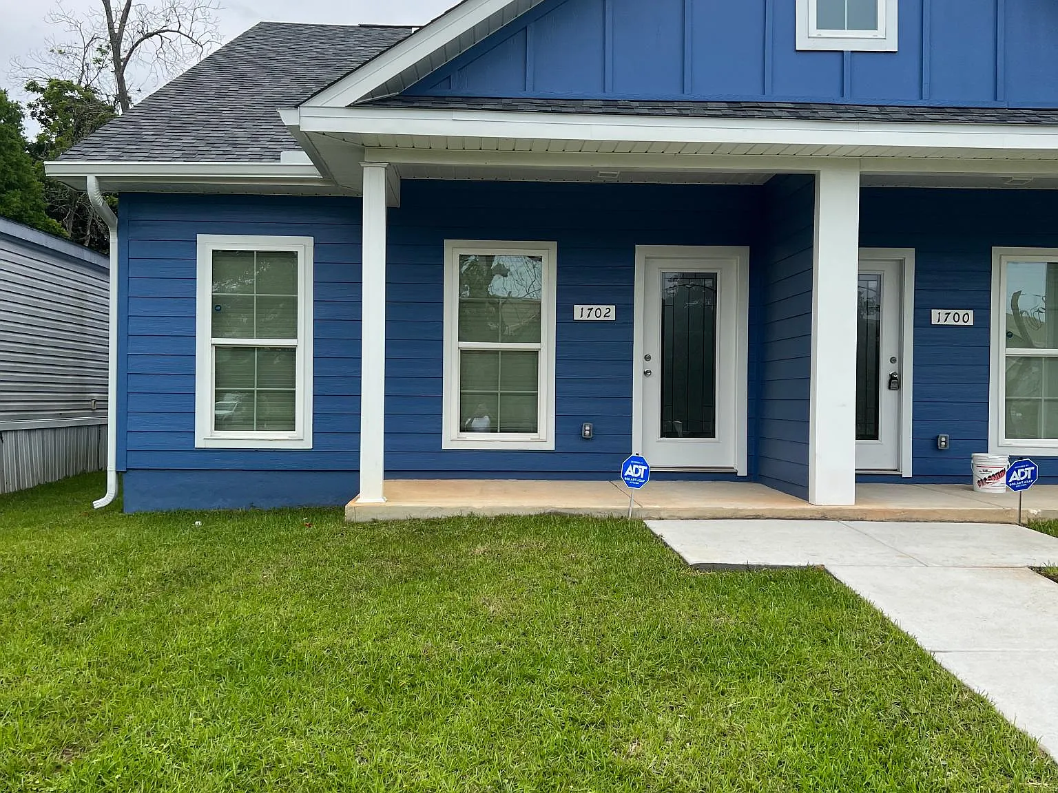 1702 N Hayne St — Photo 1