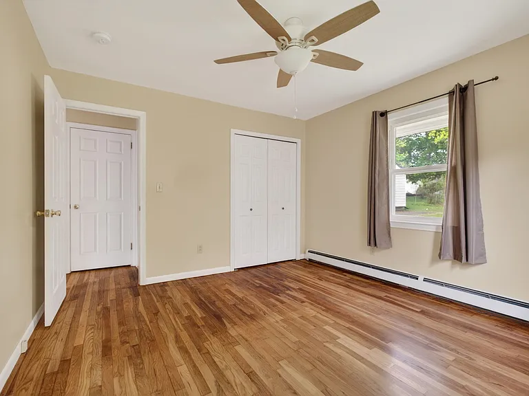121 Cherry Hill Rd — Photo 24