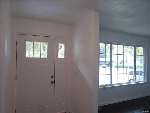 2nd image of 1381 Nykiel Ct