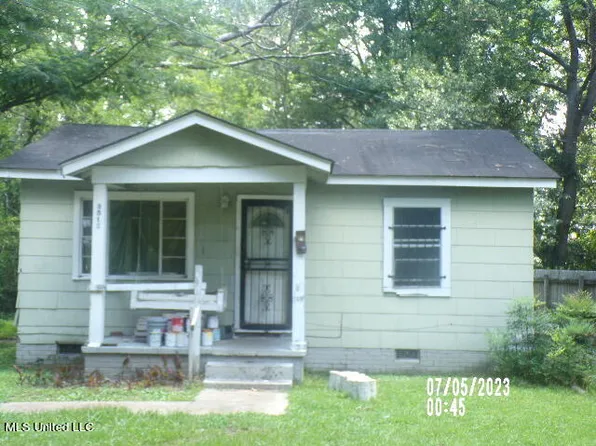 3512 Cardinal St, Jackson, MS 39213