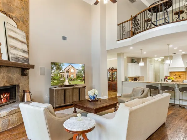 8931 Sherman Trl, Argyle, TX 76226