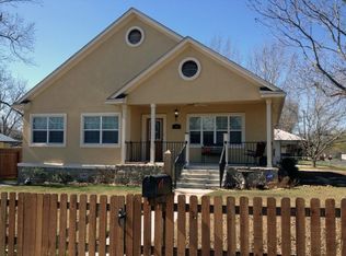 400 S Main St, Elgin, TX 78621