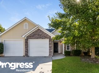 527 Hunterian Pl, Newnan, GA 30265