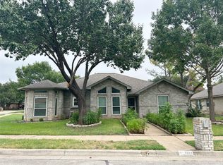 3324 Timber View Cir, Bedford, TX 76021