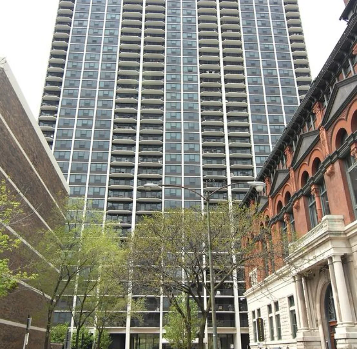 2 bed, 1215 sqft, $3,999 — Photo 1