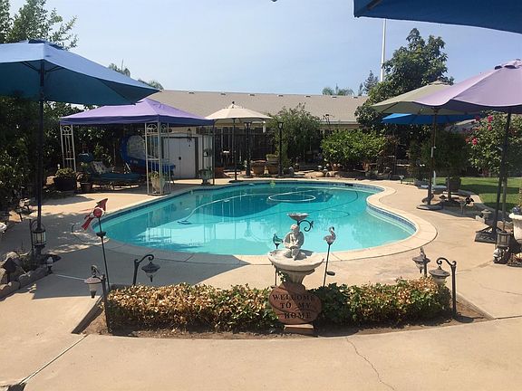 3rd image of 2211 Tammy Ln