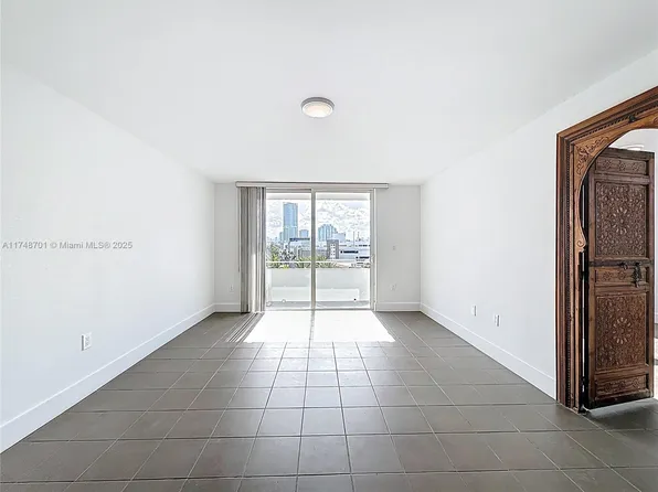 465 Ocean Dr APT 701, Miami Beach, FL 33139