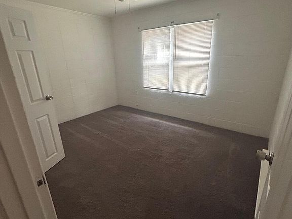 4th image of 421 Squirrel St #A