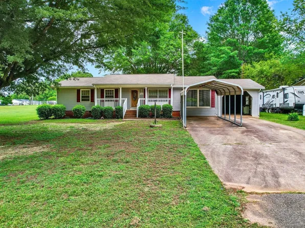 304 Brookwood Dr, Gaffney, SC 29341